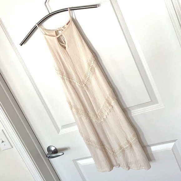 Mossimo Supply Co. Dresses & Skirts - MOSSIMO SUPPLY CO. | Women’s Cream Colored Casual Tie Back Dress Size XS